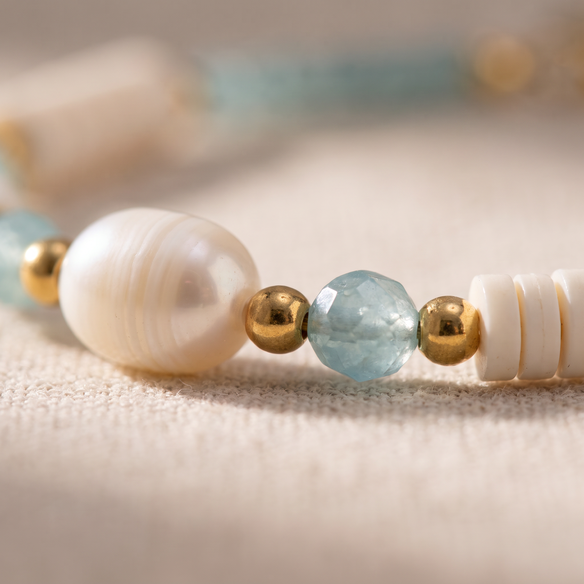 Détail des pierres du Bracelet "Océan Paisible" & Perles d’Eau Douce
