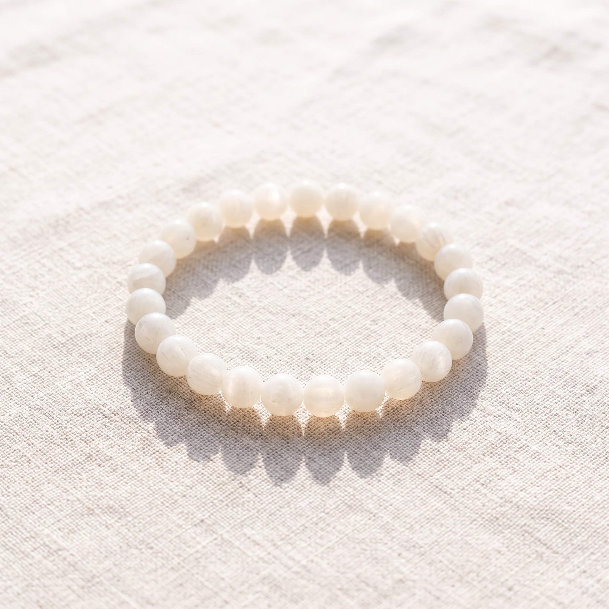 Bracelet "Sensibilité Féminine" en Pierre de Lune, bracelet en pierres naturelles