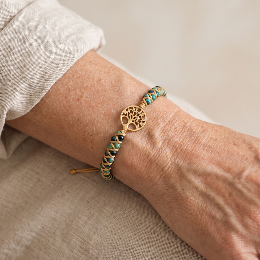Bracelet "Vie Éternelle" en Turquoise Africaine porté au poignet
